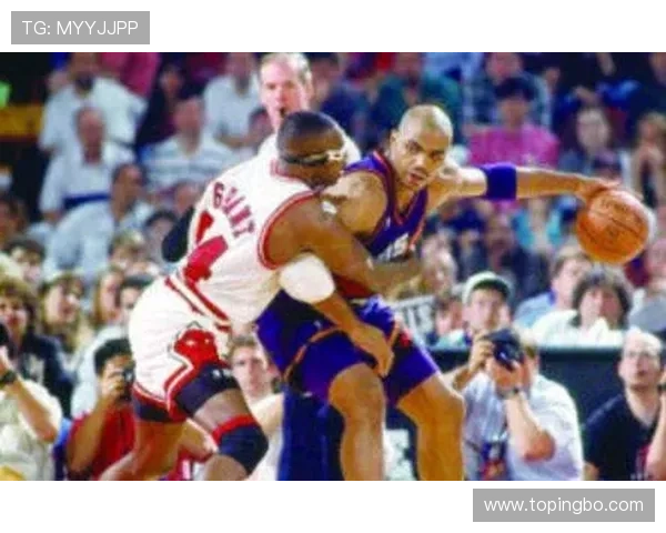 如何理解篮球比赛中补篮规则的具体定义与违例判罚标准